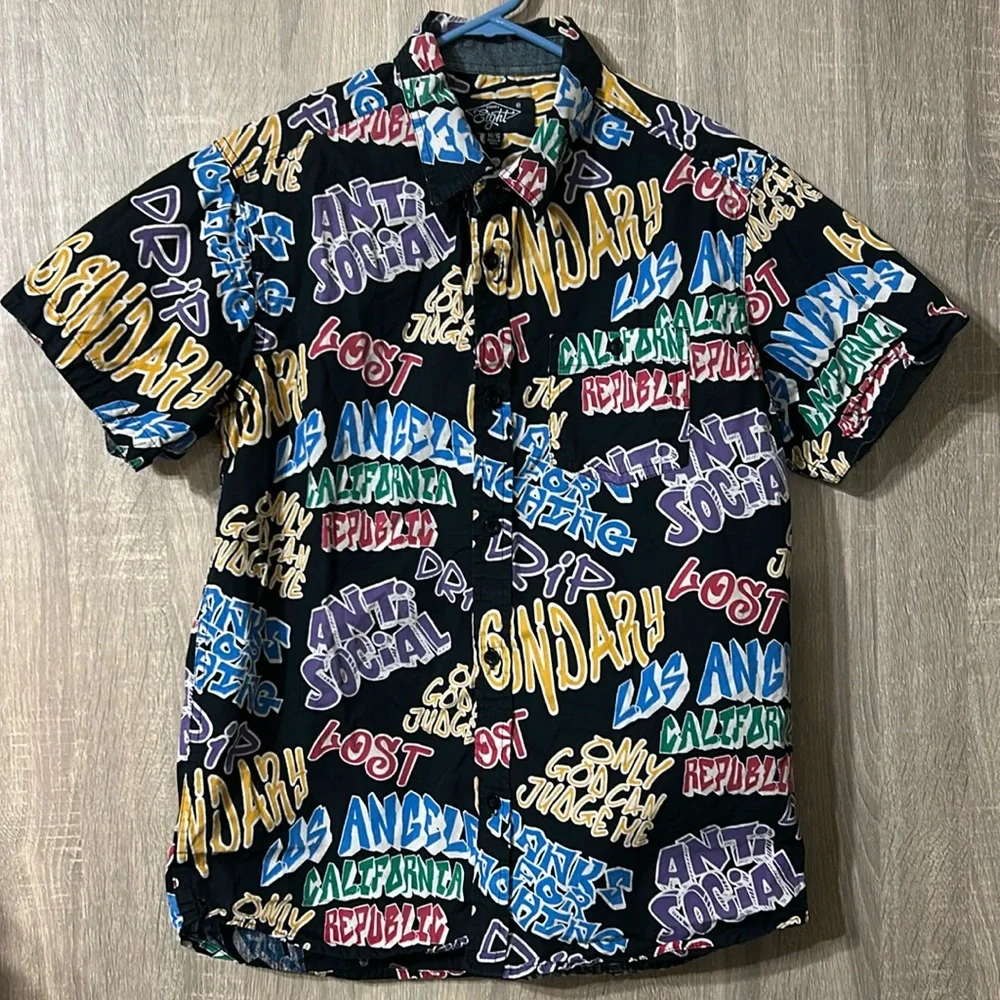 Eighty Eight graffiti short sleeve button down shirt Size 14/16